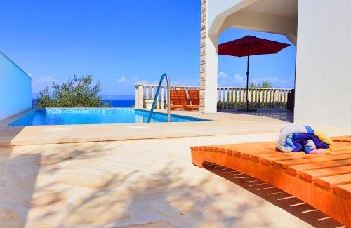 Prigradica Villa | Vila Dream 1st row to the sea