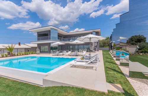 Kastelir Villa | Villa ∙ 10 bedrooms ∙ 20 guests