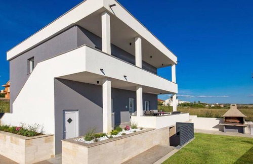 Rtina Villa | Villa ∙ 4 bedrooms ∙ 10 guests