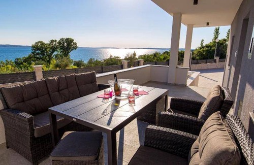 Rtina Villa | Villa ∙ 4 bedrooms ∙ 10 guests