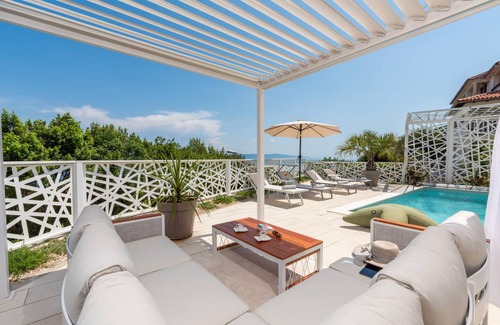 Ravni Villa | Villa ∙ 4 bedrooms ∙ 8 guests