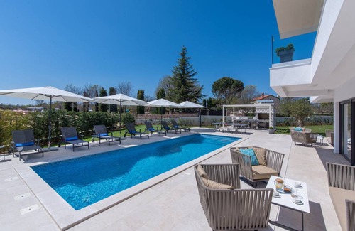 Jehnici Villa | Villa ∙ 4 bedrooms ∙ 8 guests