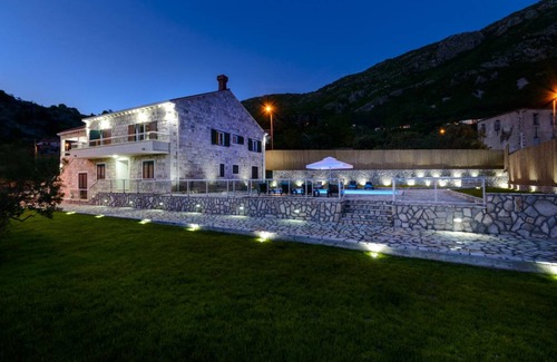Dubravka Villa | Villa ∙ 6 bedrooms ∙ 16 guests