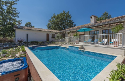 Heki Villa | Villa ∙ 6 bedrooms ∙ 12 guests