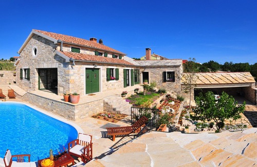 Lisicici Villa | Villa Asseria
