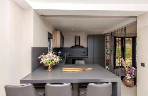 Moca Villa | villa Aurelia 2-amazing sea and city rooftop view