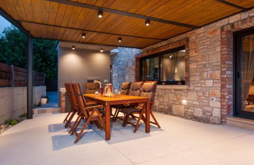 Kanfanar Villa | Villa Baraka with private pool near Rovinj - WiiBuk