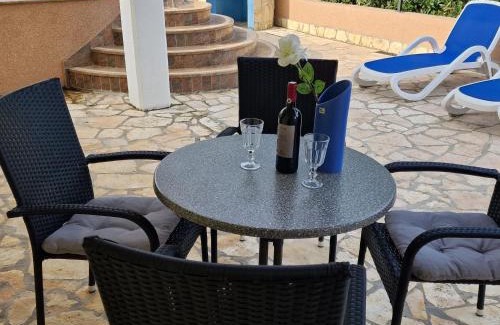 Crveni Vrh Apartment | Villa del Golfo