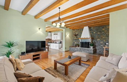 Buzet Villa | Villa Dol