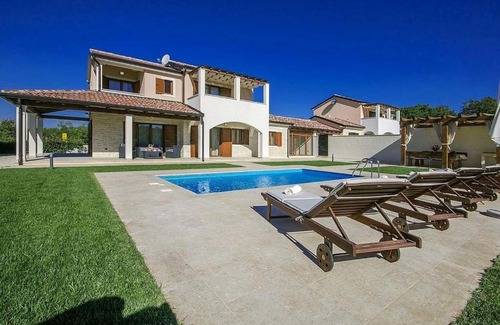 Katun House | Villa Genia