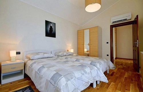 Katun House | Villa Genia