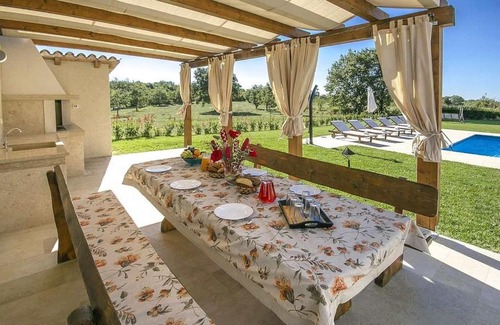 Katun House | Villa Genia