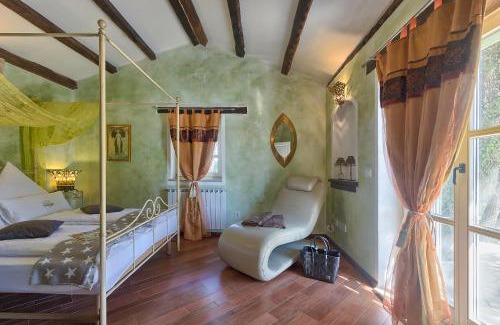Jehnici Villa | Villa Karim near Poreč with large garden & 50 m2 private pool