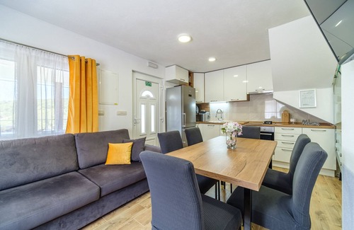 Cove Osibova (Milna) House | Villa Karmelota with 4 bedrooms and heated pool