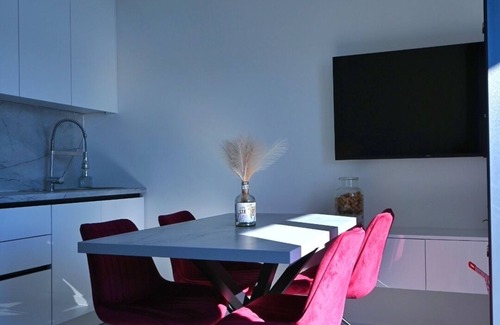 Klek Apartment | Villa Mangata 102 Apartment. Beachfront apartment for an unforgettable stay!