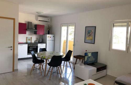 Silo Villa | Villa Maria