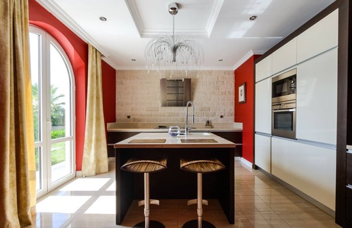 Trsteno Villa | Villa Palaca - Six Bedroom Villa, Sleeps 12