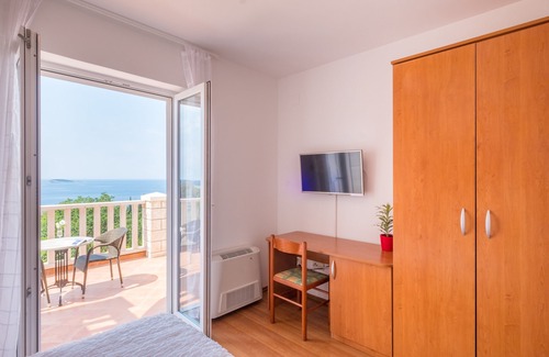 Plat House | Villa Panorama Dubrovnik - Deluxe Double Room with Terrace and Sea View
