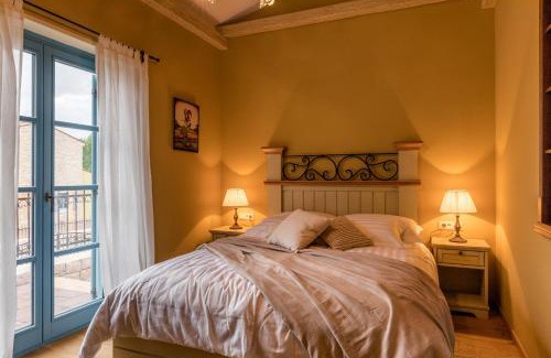 Vardica Villa | Villa Parona with private pool