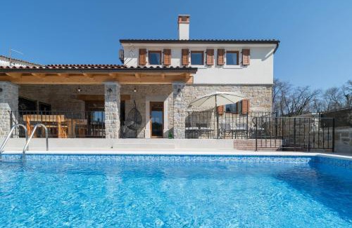 Marcenegla Villa | Villa Poji