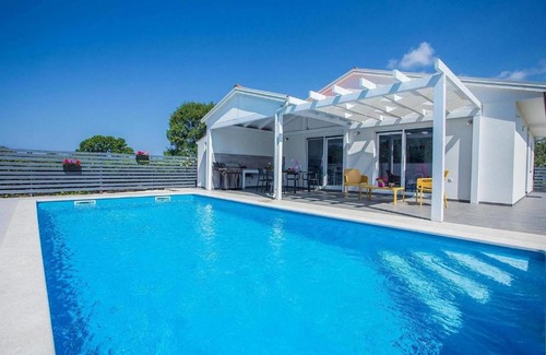 Stinjan House | Villa Sunrise
