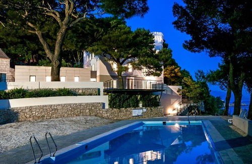 Lokva Rogoznica Villa | Villa Zetna - Reborn historical beauty on the seashore