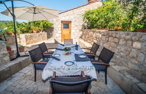 Kolocep Island House | Vintage house Kolocep