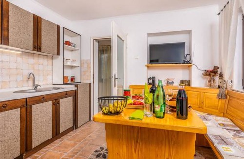 Prezid Apartment | 1 bedroom accommodation in Prezid