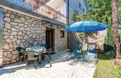 Opric Apartment | 1 bedroom accommodation in Lovran