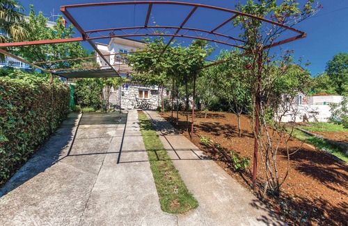Opric Apartment | 1 bedroom accommodation in Lovran
