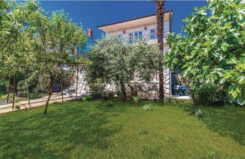 Opric Apartment | 1 bedroom accommodation in Lovran