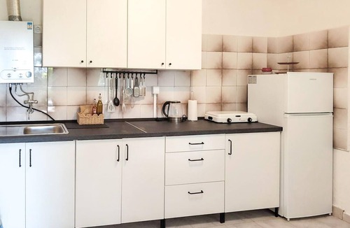 Pupnat House | 1 bedroom amazing home in Pupnat
