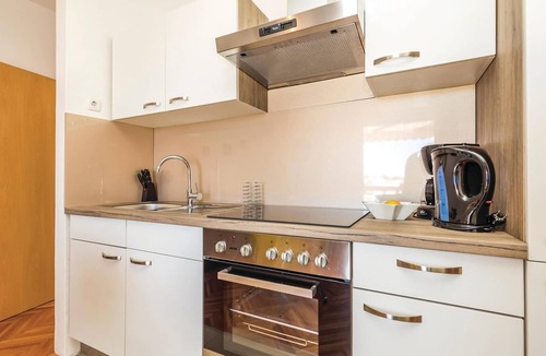 Rab Apartment | 1 bedroom awesome apartment in Banjol