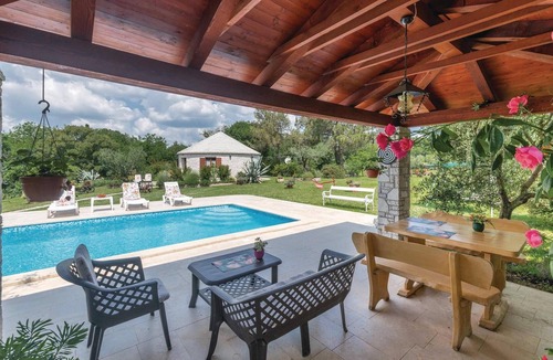 Manjadvorci House | 1 bedroom awesome home in Manjadvorci