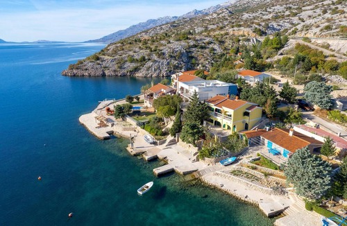 Baric Draga Apartment | 1 bedroom beach front apartment in Lukovo Sugarje