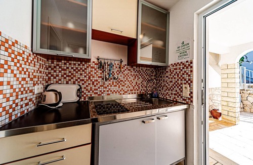 Kuciste Apartment | 1 bedroom cozy apartment in Viganj