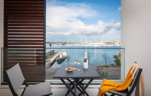 Municipality of Murter Apartment | 1 Bedroom Cozy Apartment In Betina