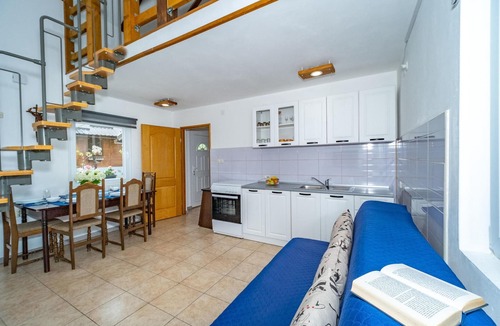 Generalski Stol House | 1 bedroom lovely home in Duga Resa