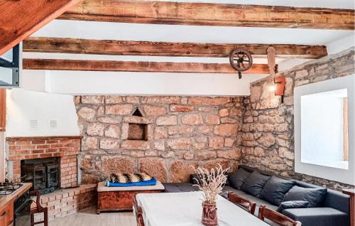 Benkovac House | 1 Bedroom Lovely Home In Medvida