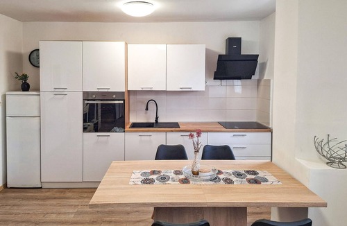 Nevidane Apartment | 1 bedroom stunning apartment in Nevidane