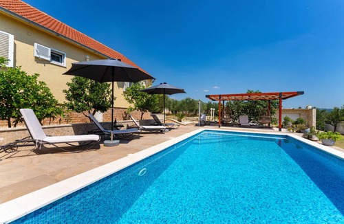 Zaton Obrovacki House | 100 m² House ∙ 3 bedrooms ∙ 7 guests