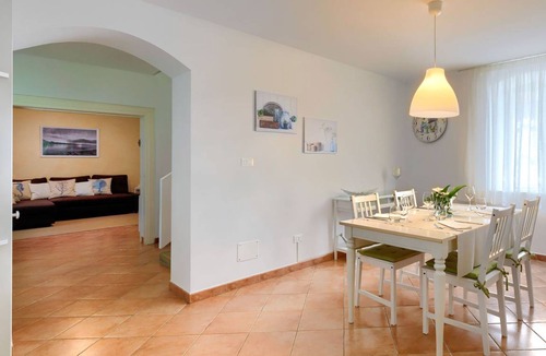 Gedici House | 100 m² House ∙ 1 bedroom ∙ 6 guests
