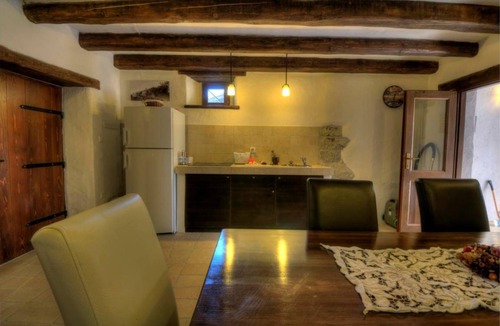 Kotli House | 100 m² House ∙ 2 bedrooms ∙ 5 guests