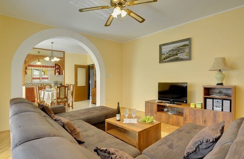 Jursici House | 100 m² House ∙ 3 bedrooms ∙ 8 guests