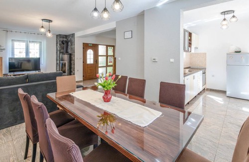 Brestovac House | 100 m² House ∙ 3 bedrooms ∙ 8 guests