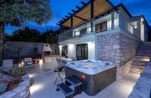 Orebic Villa | 100 m² Villa ∙ 3 bedrooms ∙ 6 guests