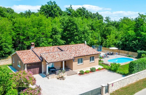 Sveta Nedelja House | 103 m² House ∙ 3 bedrooms ∙ 8 guests