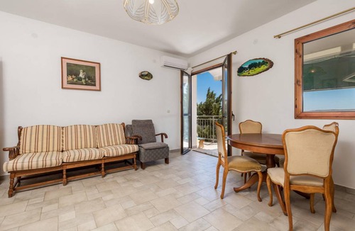Stinica House | 105 m² House ∙ 2 bedrooms ∙ 5 guests