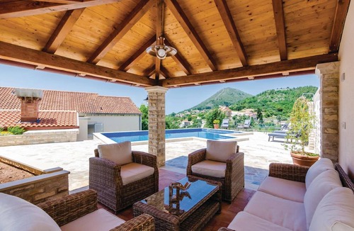Orasac House | 110 m² House ∙ 3 bedrooms ∙ 6 guests
