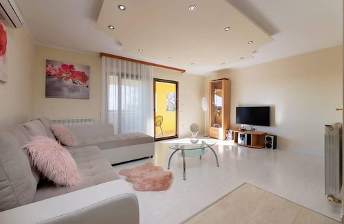 Vizinada House | 110 m² House ∙ 3 bedrooms ∙ 5 guests